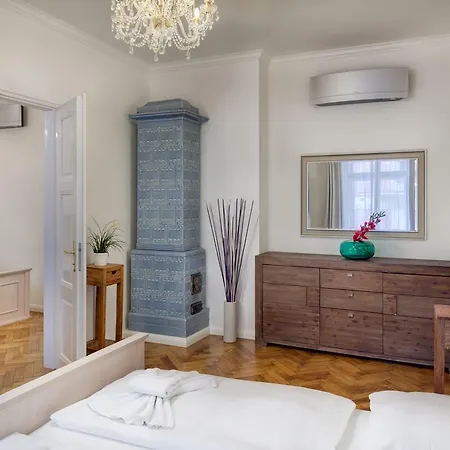 Dusni - Old Town Prague